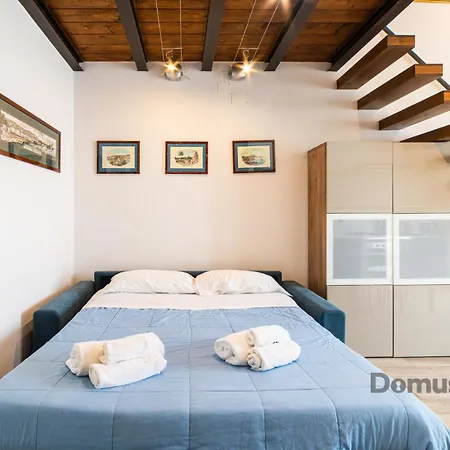 Vicere By Domusextra * Nápoles